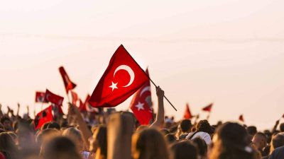 Legyőzi-e újra Erdoğanékat a török ellenzék Isztambulban? Ma kiderül