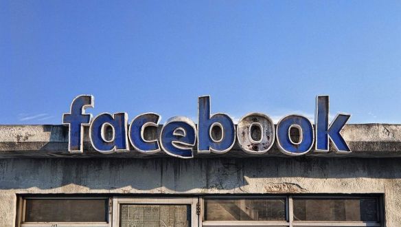 Kitört a háború a Facebook és Ausztrália között