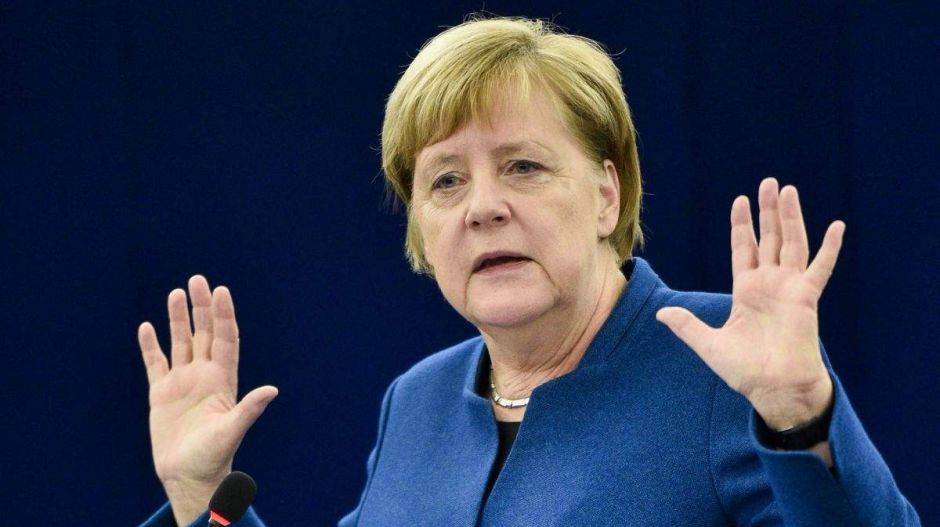 Angela Merkel harmadik utat javasolt az ír határ kérdésének megoldására