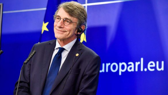 Úgy néz ki, az Európai Parlament elnöke is elégedett a magyar-lengyel-német deallel