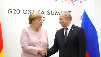Angela Merkel is bekerült „Putyin hasznos idiótái” közé, igaz, ott a teljes német elit a Politico szerint