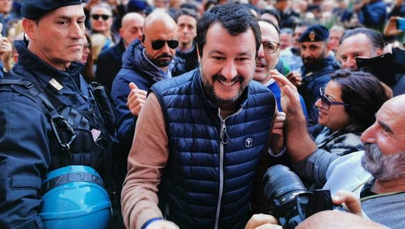 Újra az eurózónából való kilépést rebesgeti Salvini pártja