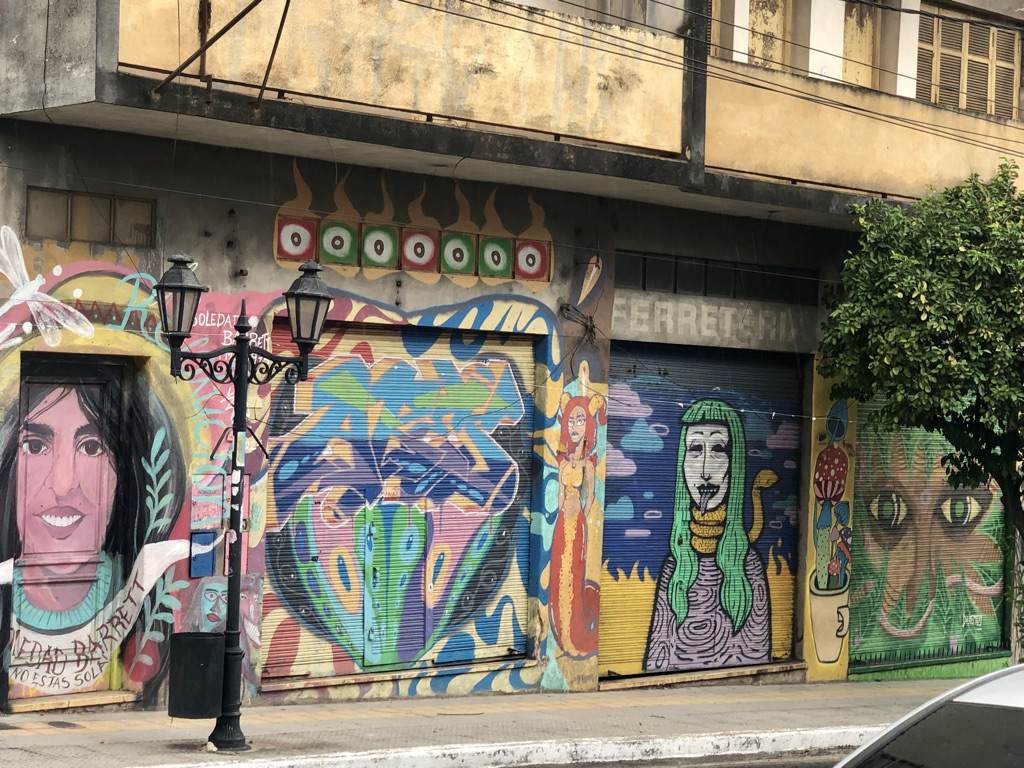 Graffiti Asunciónban.