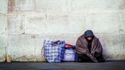 Éjszakai klubok segítenek télen a berlini hajléktalanoknak