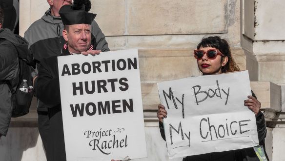 Kifejezetten liberálisnak számít Magyarország az abortusszal kapcsolatban nemzetközi összehasonlításban