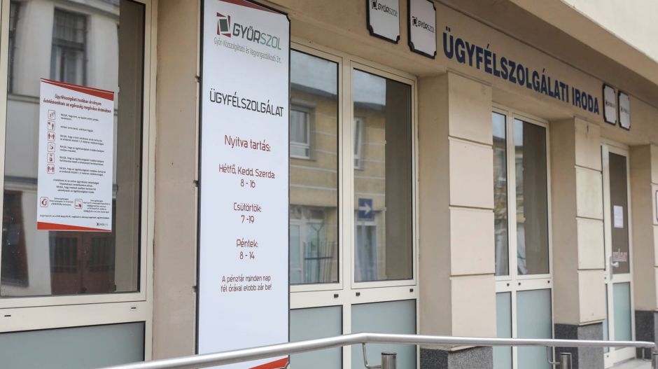 Épp azt a veszteséges céget nem ellenőrzik idén Győrben, ahol az egyik fideszes képviselő rokonai dolgoztak