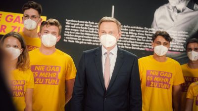 A német liberálisok nélkül nem lesz kormány, támadja is őket a CDU