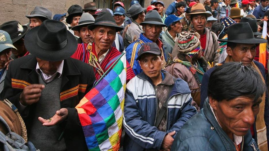 Új választások jöhetnek Bolíviában, megoldódni látszik a politikai válság