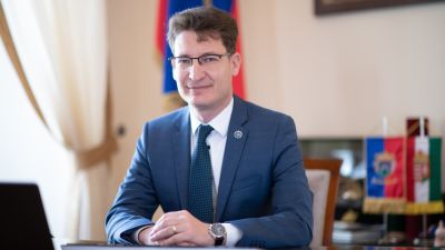 Cser-Palkovics András az Azonnalinak: Már most alulfinanszírozott az önkormányzati rendszer
