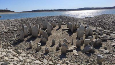 A nagy szárazság miatt előbukkant egy víztározóban a spanyol Stonehenge