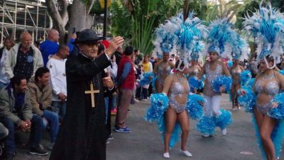 Unod a busójárást? Nézd meg, hogyan karneváloznak a Kanári-szigeteken!