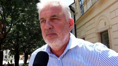 Jogállamban a hitelt vissza kell fizetni, mondja a Pécset eladósító polgármester