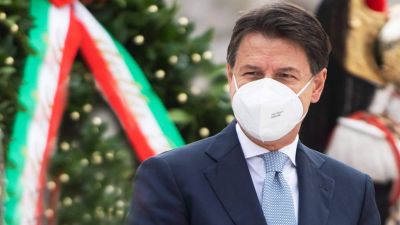 150 eurót fizetne az olasz kormány mindenkinek, aki nem online vesz karácsonyi ajándékot