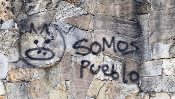 Gerillák, halálosztagok és drogbárók árnyékában éledezik a kolumbiai politika
