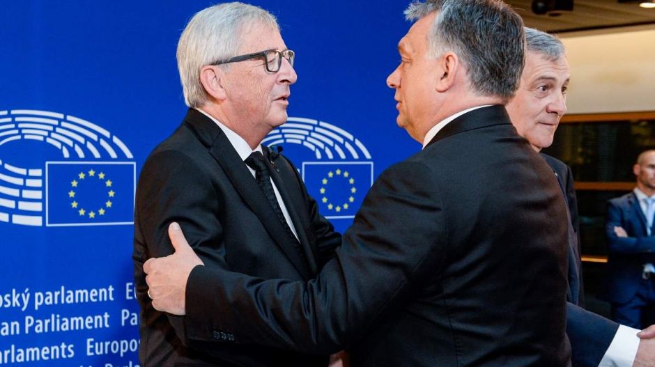  Orbán le akart győzni, de nem sikerült neki, mondja Jean-Claude Juncker