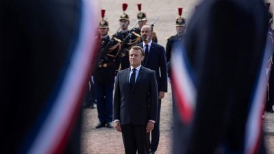 Lemondott a francia kormány, de már meg is van az új miniszterelnök