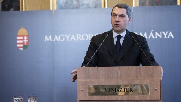 Lázár: Hülyeség, hogy Mészáros Lőrinc Orbán Viktor strómanja lenne