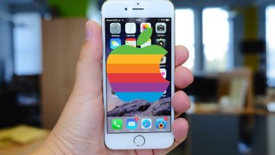 Beperelte az Apple-t egy orosz férfi, mert szerinte az iPhone-ja változtatta meleggé