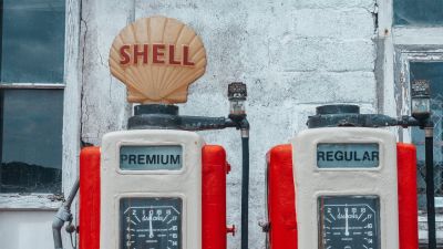 A Shell szponzorálja egy múzeum karbonkiállítását, szerződtek, hogy nem kritizálják a céget