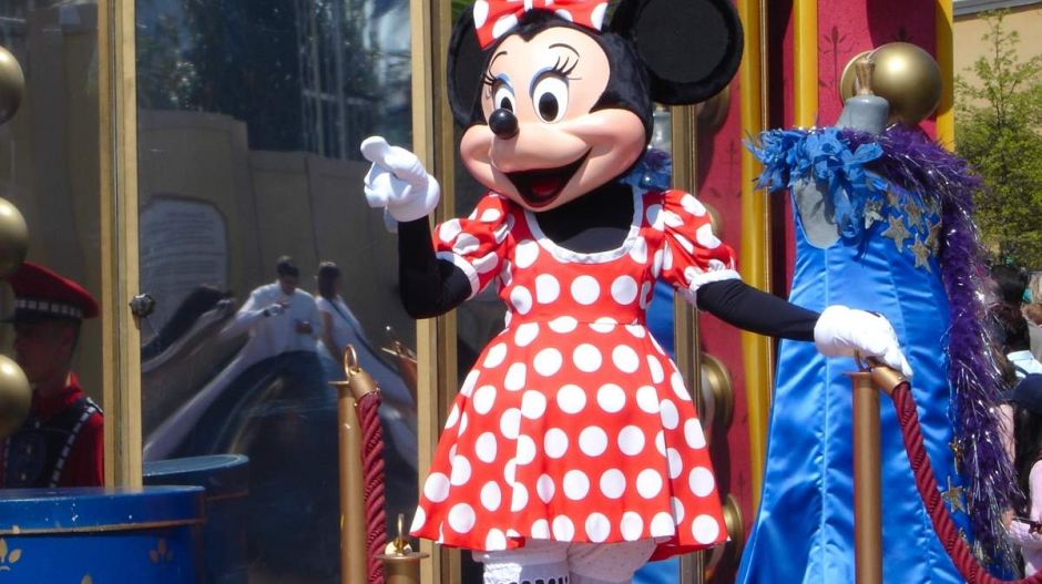 Egy anyuka mindenkit kitiltana Disneylandből, akinek nincs gyereke