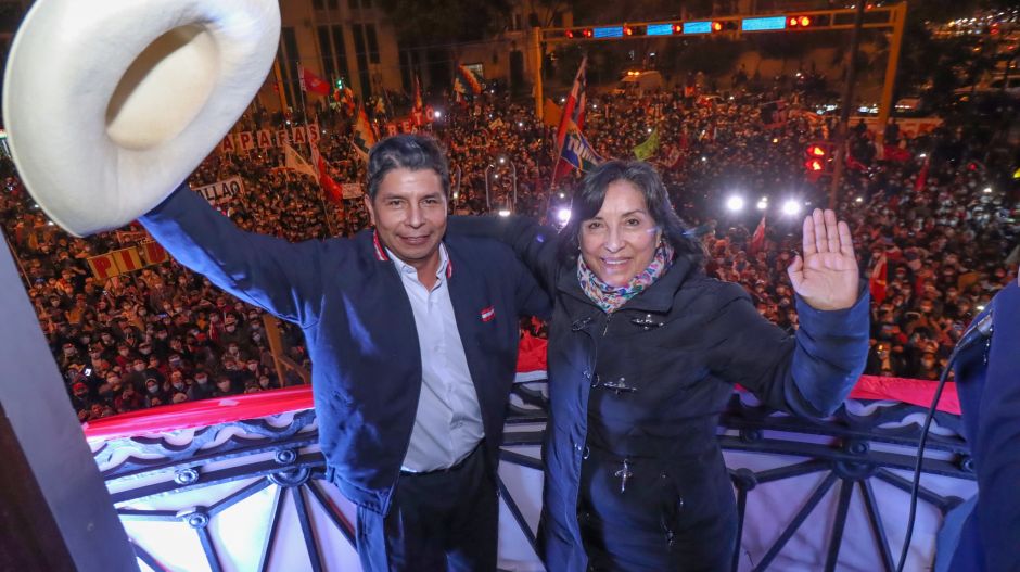 Évtizedes félelmek kerültek újra felszínre Peruban a baloldali elnök megválasztása után