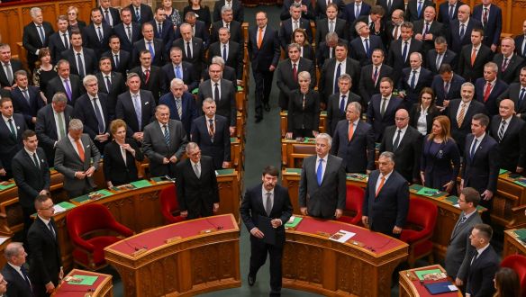 Áder elnökként szólt be az ellenzéknek az új Országgyűlés alakuló ülésén