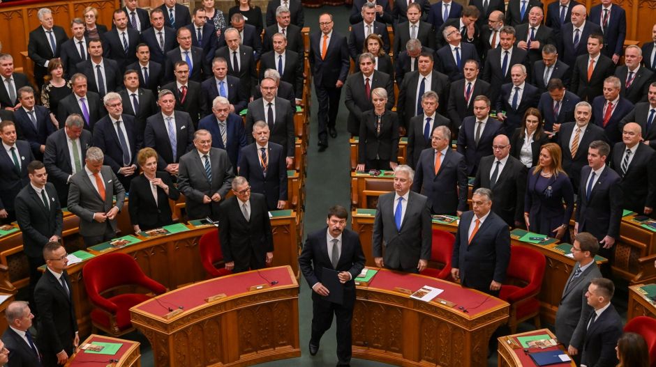 Áder elnökként szólt be az ellenzéknek az új Országgyűlés alakuló ülésén