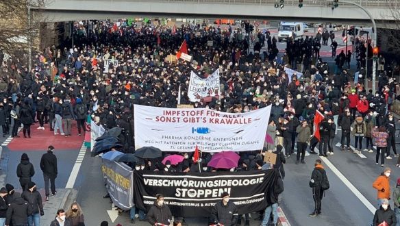 A korlátozások és az álhírek ellen is tüntettek Németország városaiban