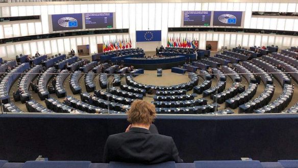 Az Európai Parlament sem kezdi 2020-at orbánozás nélkül