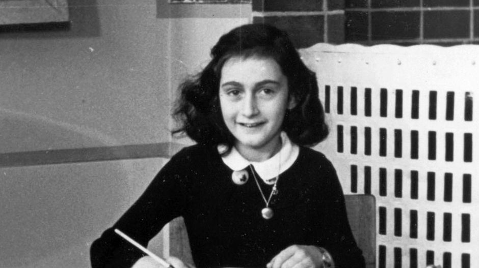 Újra fellángolt az Anne Frank-vita, de most már csak arról, ki árulta el