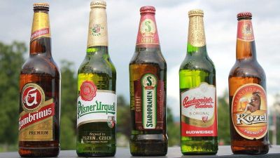 Egy cseh párt megengedne egy-két sört vezetés előtt