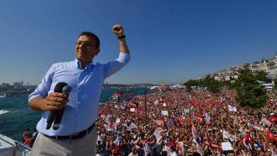 Isztambul: másodszorra is legyőzte a török ellenzék Erdoğan jelöltjét