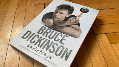 Se szex, se drogok, csak metál: elolvastuk Bruce Dickinson önéletrajzát