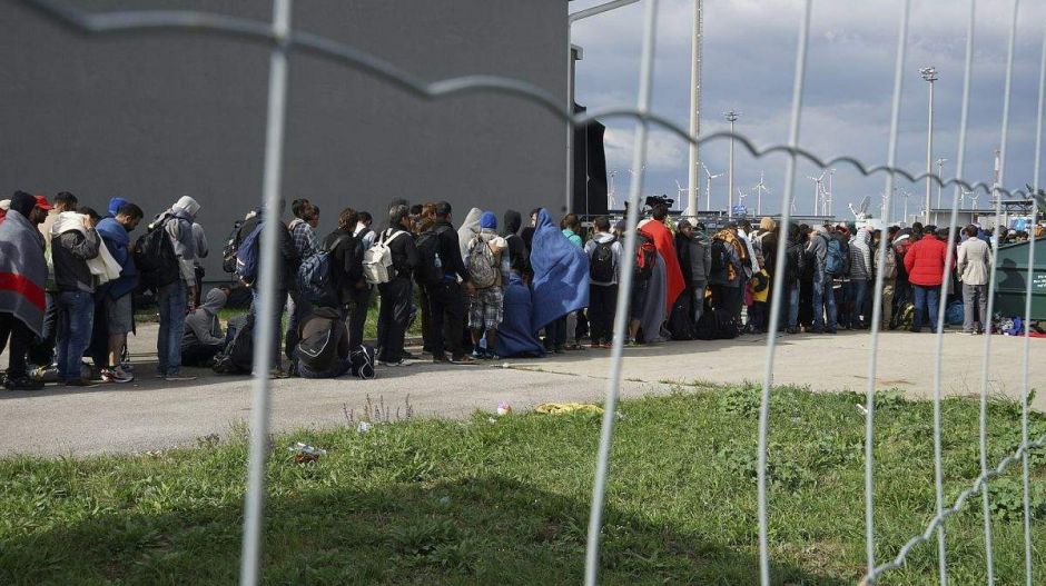Mihez kezdene az ellenzék a törökök által Európára eresztett menekültekkel? Megkérdeztük!