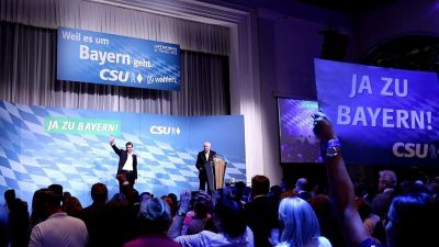 CSU: Merkel nem kell, Orbán oké!
