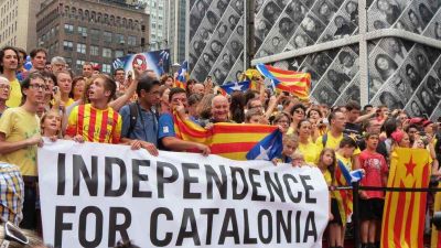 Kampányolni szerettek volna, de nem engedik ki a börtönből a letartóztatott katalán ex-vezetőket