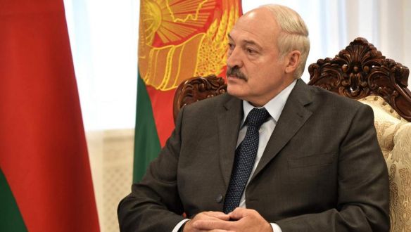 „Talán egy kicsit túl sokáig maradtam” – vallotta Lukasenka orosz újságíróknak