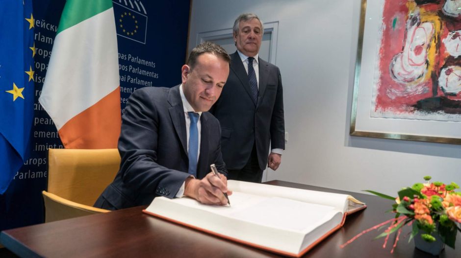 Már csak a formaiság van hátra, de új, történelmi kormánya lesz Írországnak