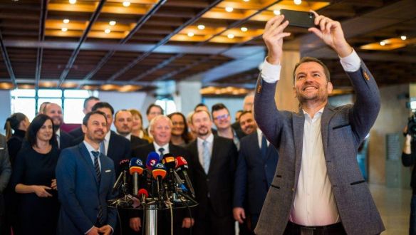 Szlovák választás: miért nyert a jobboldal, és miért buktak el a liberálisok?
