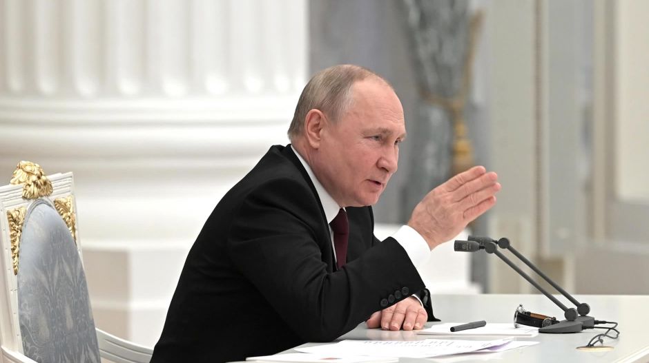 Putyin arra kérte az orosz törvényhozást, hogy fogadják el de jure a szakadár területeket