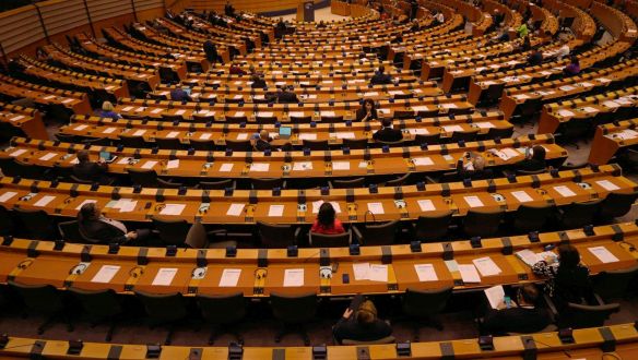 A koronavírus a téma a koronavírus miatt tök üres Európai Parlament ülésén