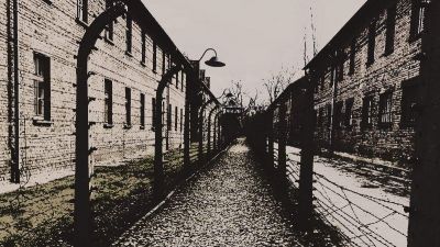 Tud-e a világ normálisan emlékezni Auschwitz felszabadulására?