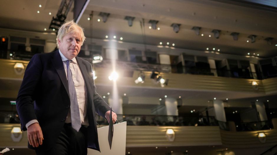 Boris Johnsonról tartanak népszavazást a britek az önkormányzati választáson