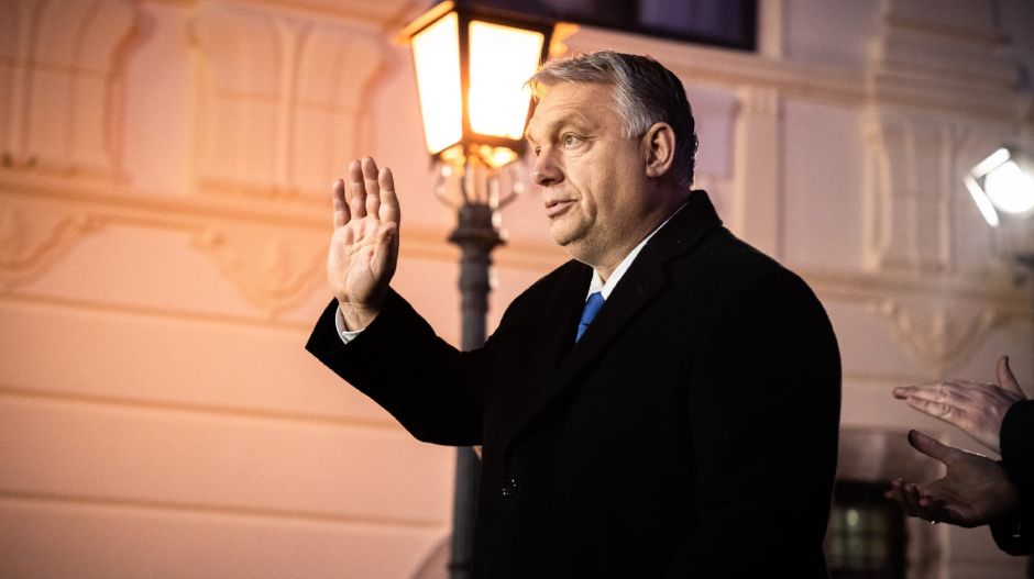Kleptokrácia miatt büntetnék Orbán haverjait