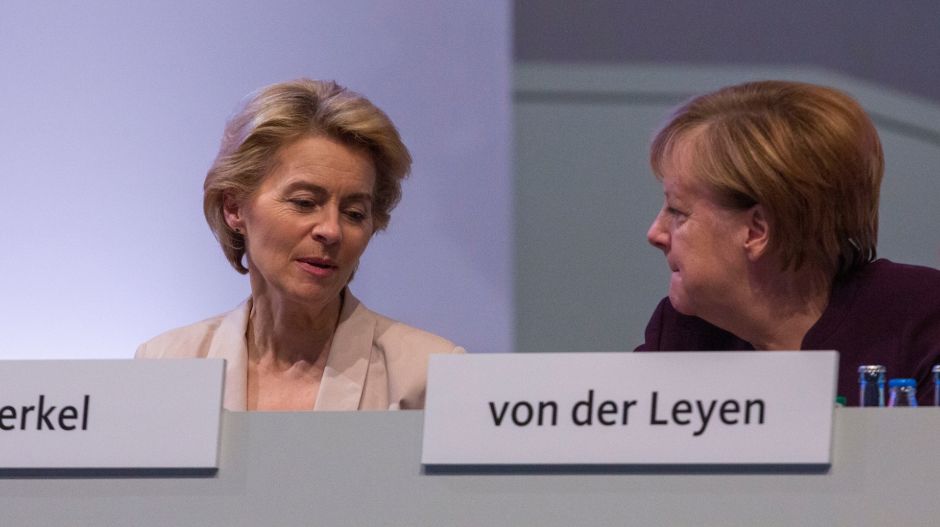 „Merkel maga szólt von der Leyennek, hogy várjon a Magyarország elleni jogállami eljárással”