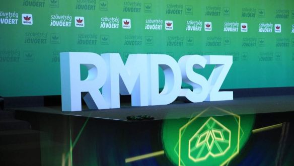 Menjen-e a Néppártból az RMDSZ is, ha megy a Fidesz?