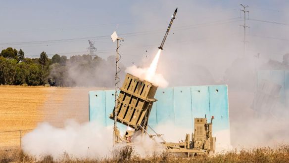 Mi alapján dől el, hogy melyik rakétát szedi le az izraeli Vaskupola, és melyiket nem?