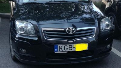 KGB-s autóval jár a Fehér Házba az egyik politikus