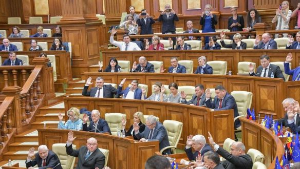 Annyira független az új moldovai kormány, hogy szinte az összes tagja az oroszpárti elnök tanácsadója volt
