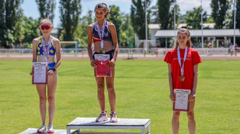 Országos futóbajnok lett egy magyar roma lány Szlovákiában